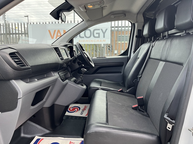 Vauxhall DYNAMIC 1.5CDTi 100 L2 LWB (HIGH SPEC) ULEZ