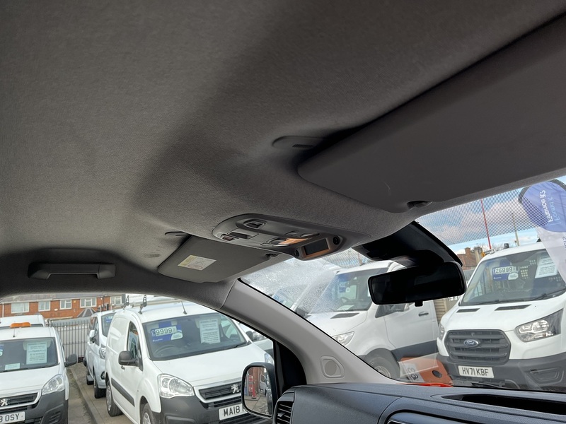 Vauxhall DYNAMIC 1.5CDTi 100 L2 LWB (HIGH SPEC) ULEZ