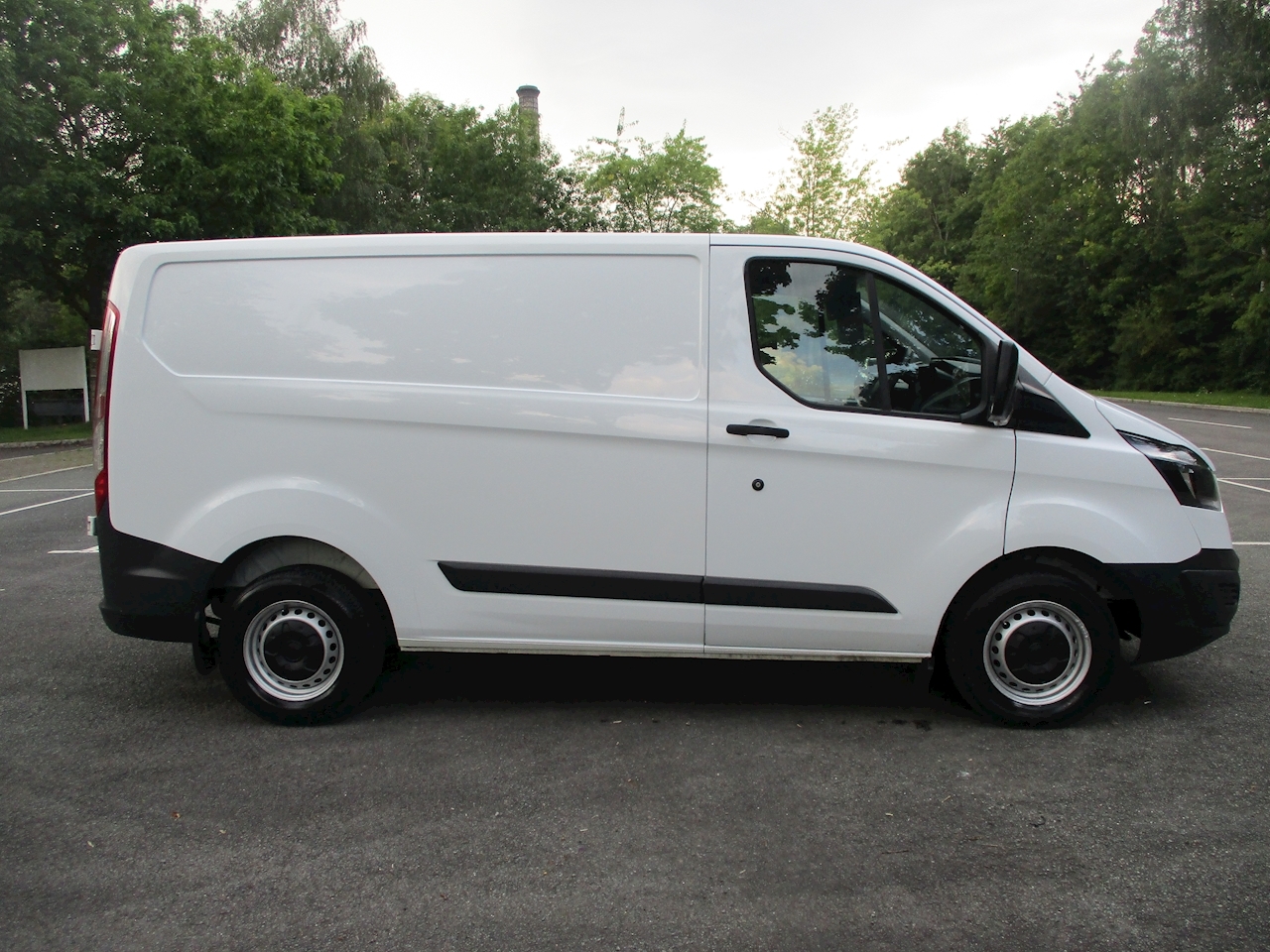 ford transit custom 2.2 tdci mpg