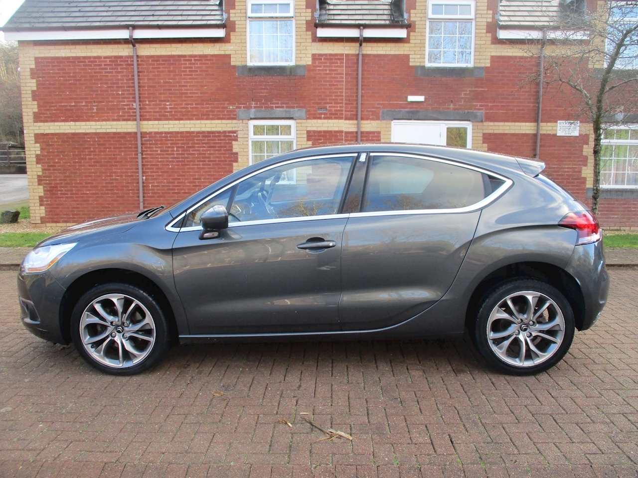 Ds4 Hdi Dstyle 2.0 5dr Hatchback Manual Diesel
