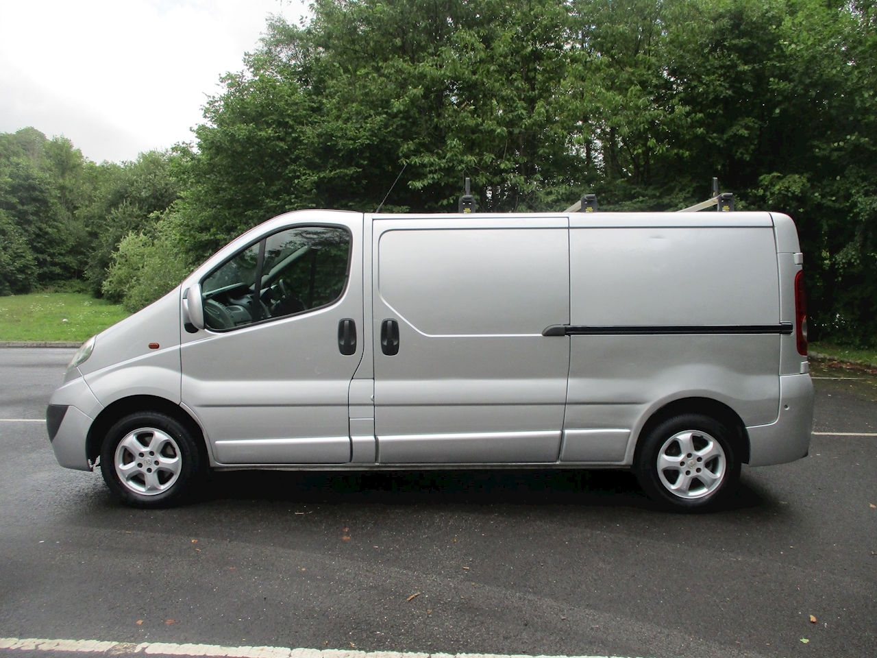 Vauxhall vivaro best sale 2013 for sale