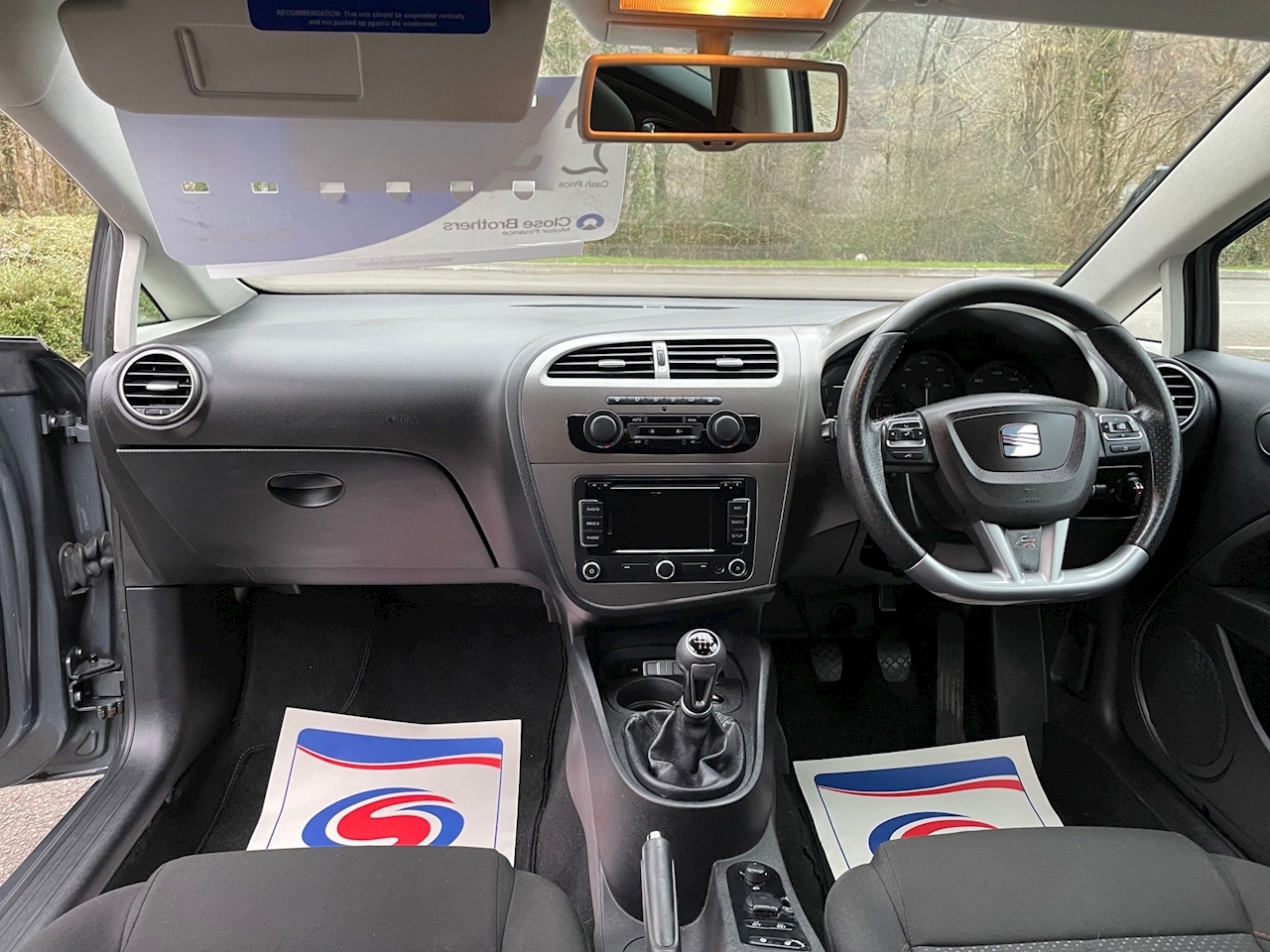 SEAT Leon, 2,0 TDI CR FR hatchback for sale Czechia TŘINEC 1, MV32100