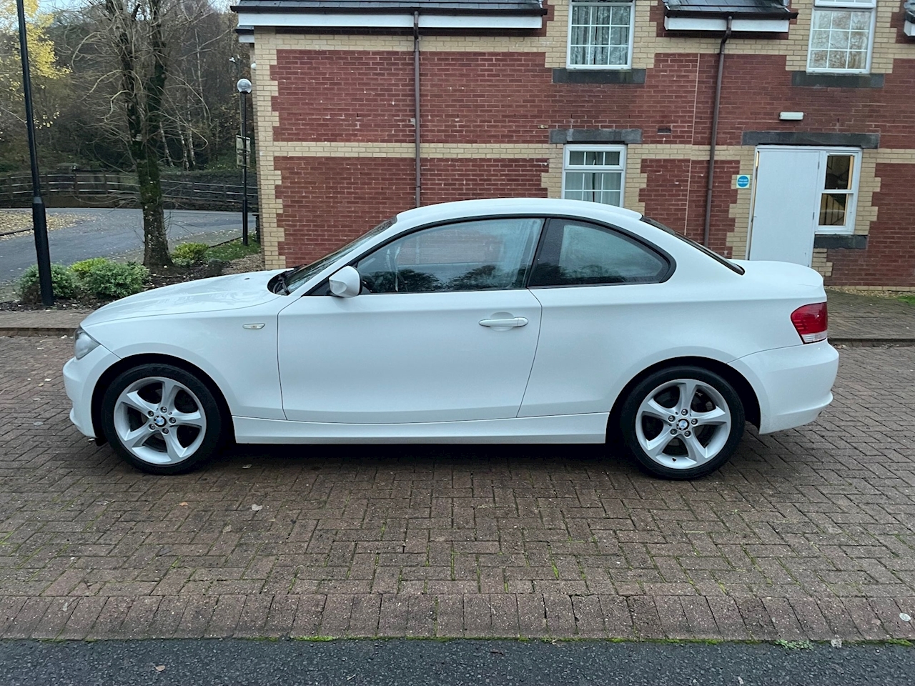 2.0 120d Sport Coupe 2dr Diesel Manual Euro 5 (177 ps)