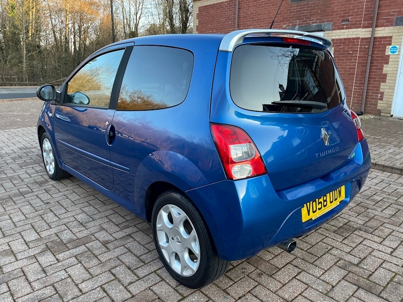 RENAULT Twingo 1.2 TCe 100 GT Occasion 3 900.00 CHF