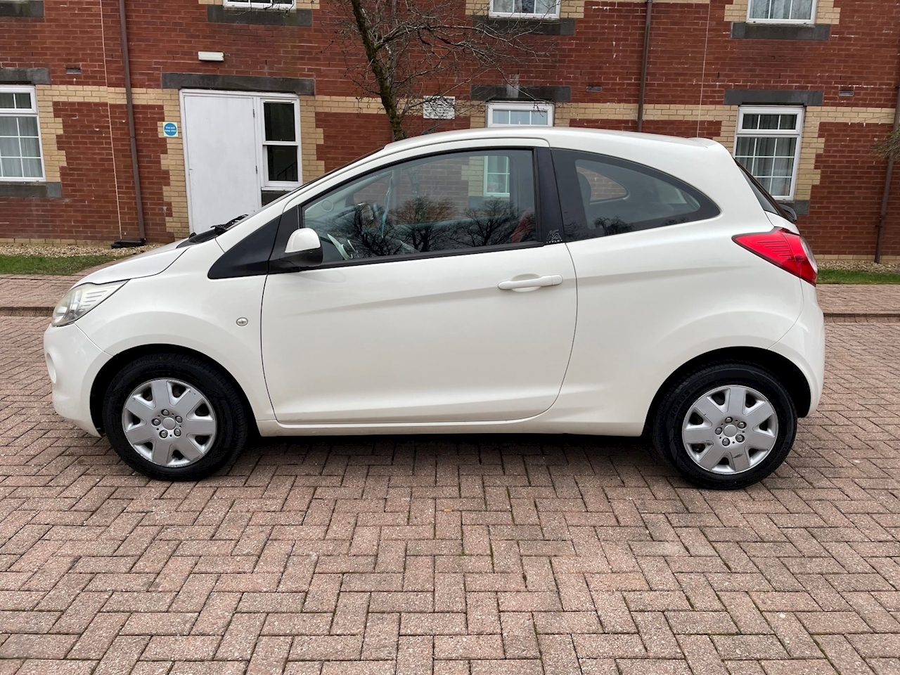 1.2 Style Hatchback 3dr Petrol Manual Euro 4 (69 ps)