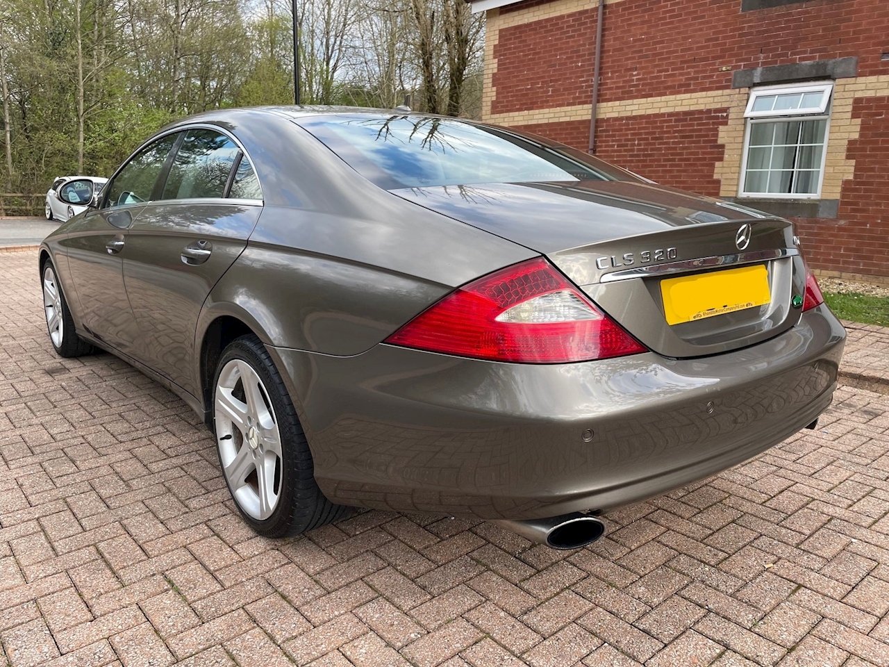 3.0 CLS320 CDI Coupe 4dr Diesel 7G-Tronic (200 g/km, 221 bhp)