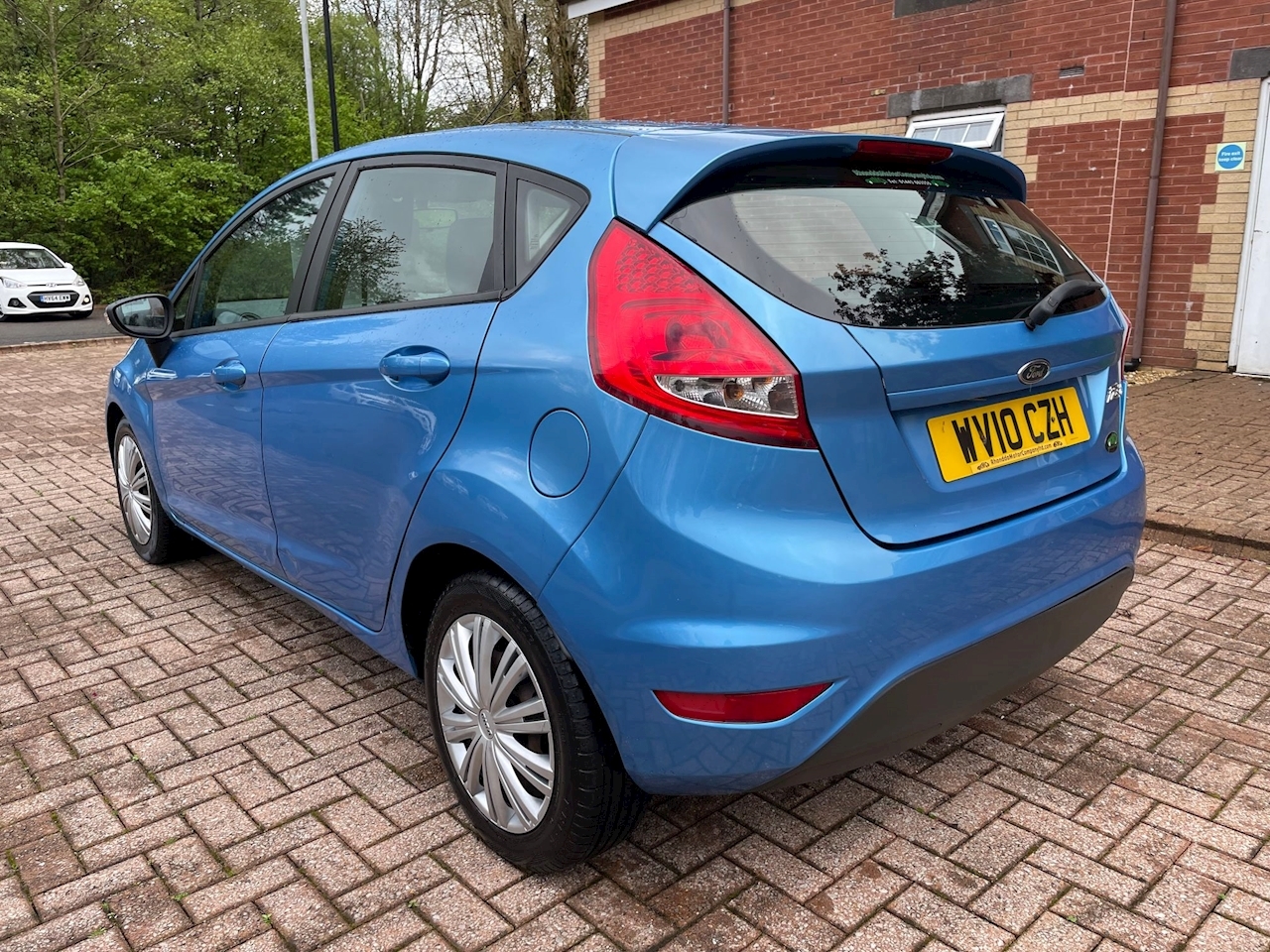 1.25 Edge Hatchback 5dr Petrol Manual (133 g/km, 81 bhp)