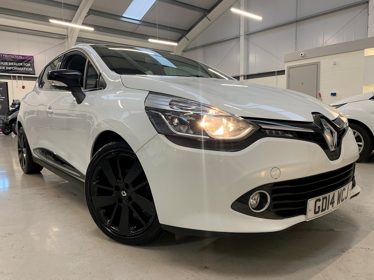 Used 14 Renault Clio Dynamique S Medianav Dci For Sale U67 Rns Auto Centre