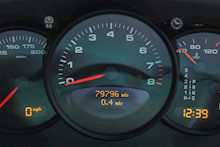 Porsche 911 996 Carrera 4S - U227