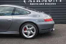 Porsche 911 996 Carrera 4S - U227