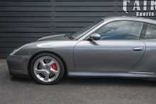 Porsche 911 996 Carrera 4S - U227