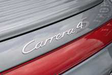 Porsche 911 996 Carrera 4S - U227