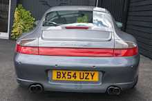 Porsche 911 996 Carrera 4S - U227