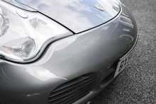 Porsche 911 996 Carrera 4S - U227