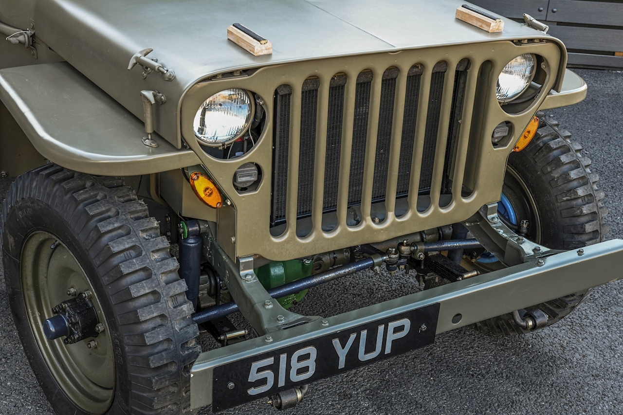 Willys Jeep 1942 // 25 miles // 4x4 // Nut & Bolt Restoration