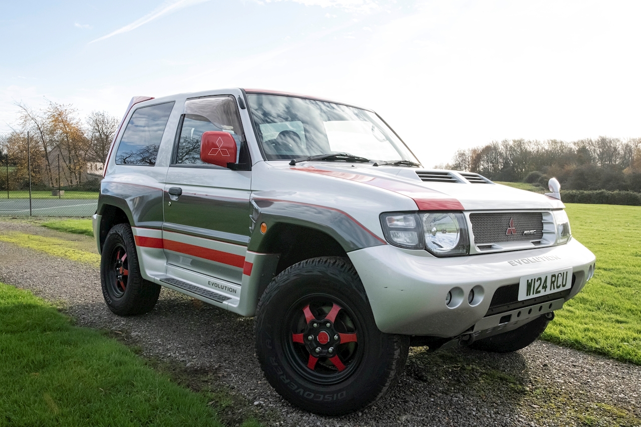 Mitsubishi pajero evolution 1997