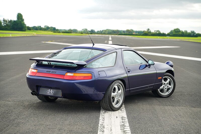 Porsche 928 Gts - U1219