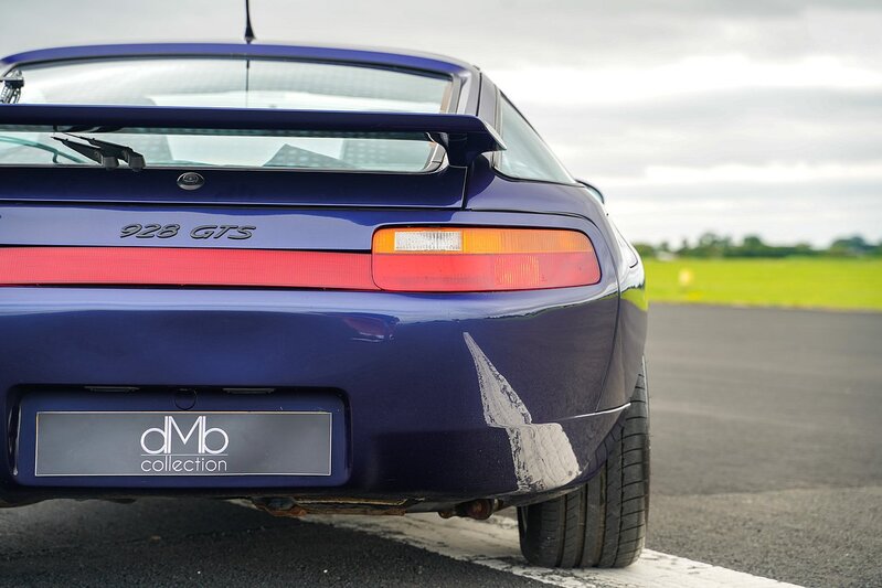Porsche 928 Gts - U1219