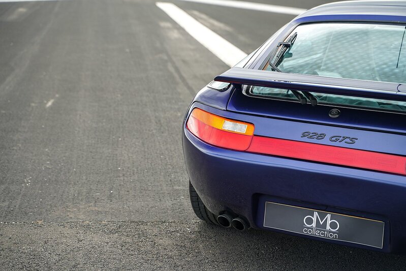 Porsche 928 Gts - U1219