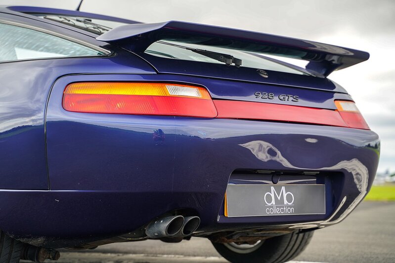 Porsche 928 Gts - U1219