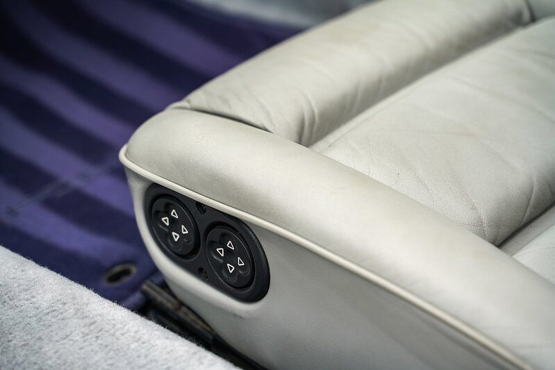 Porsche 928 Gts - U1219