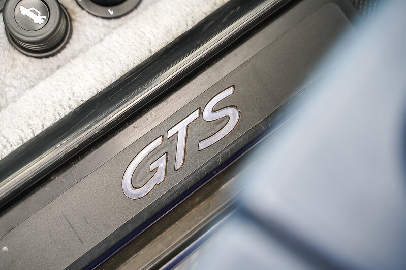 Porsche 928 Gts - U1219