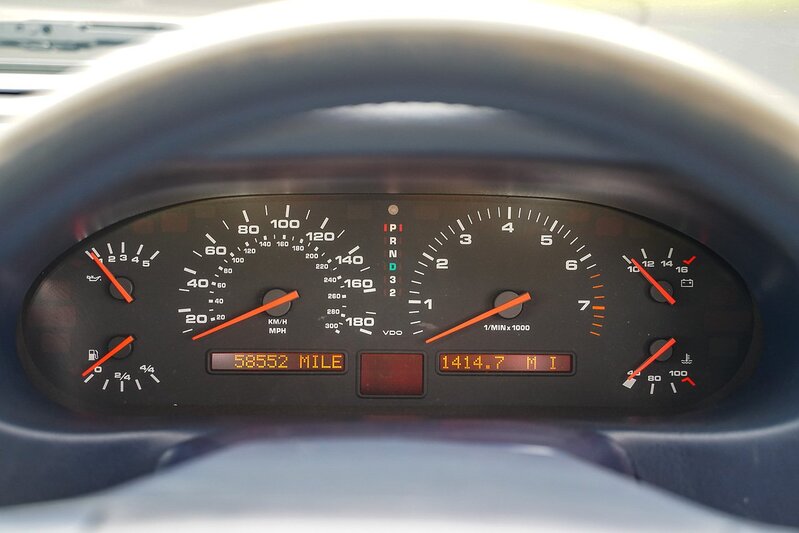 Porsche 928 Gts - U1219