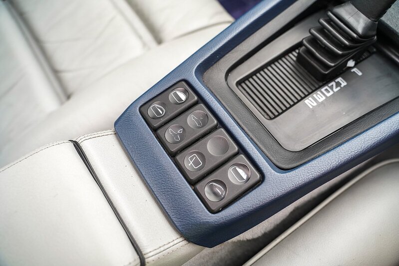 Porsche 928 Gts - U1219