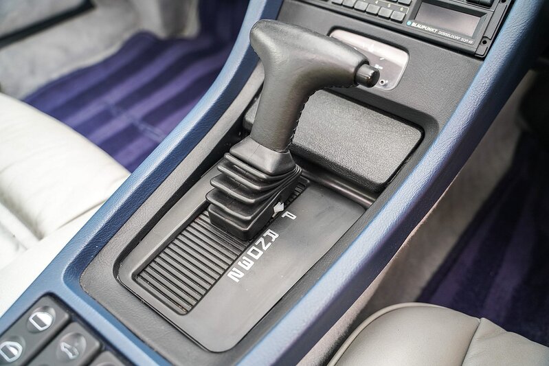 Porsche 928 Gts - U1219