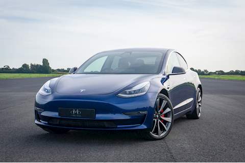 Dual Motor Performance Saloon 4dr Electric Auto 4WDE (Performance Upgrade) (449 bhp)