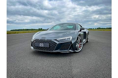 5.2 FSI V10 Performance Carbon Black Coupe 2dr Petrol S Tronic quattro Euro 6 (s/s) (620 ps)