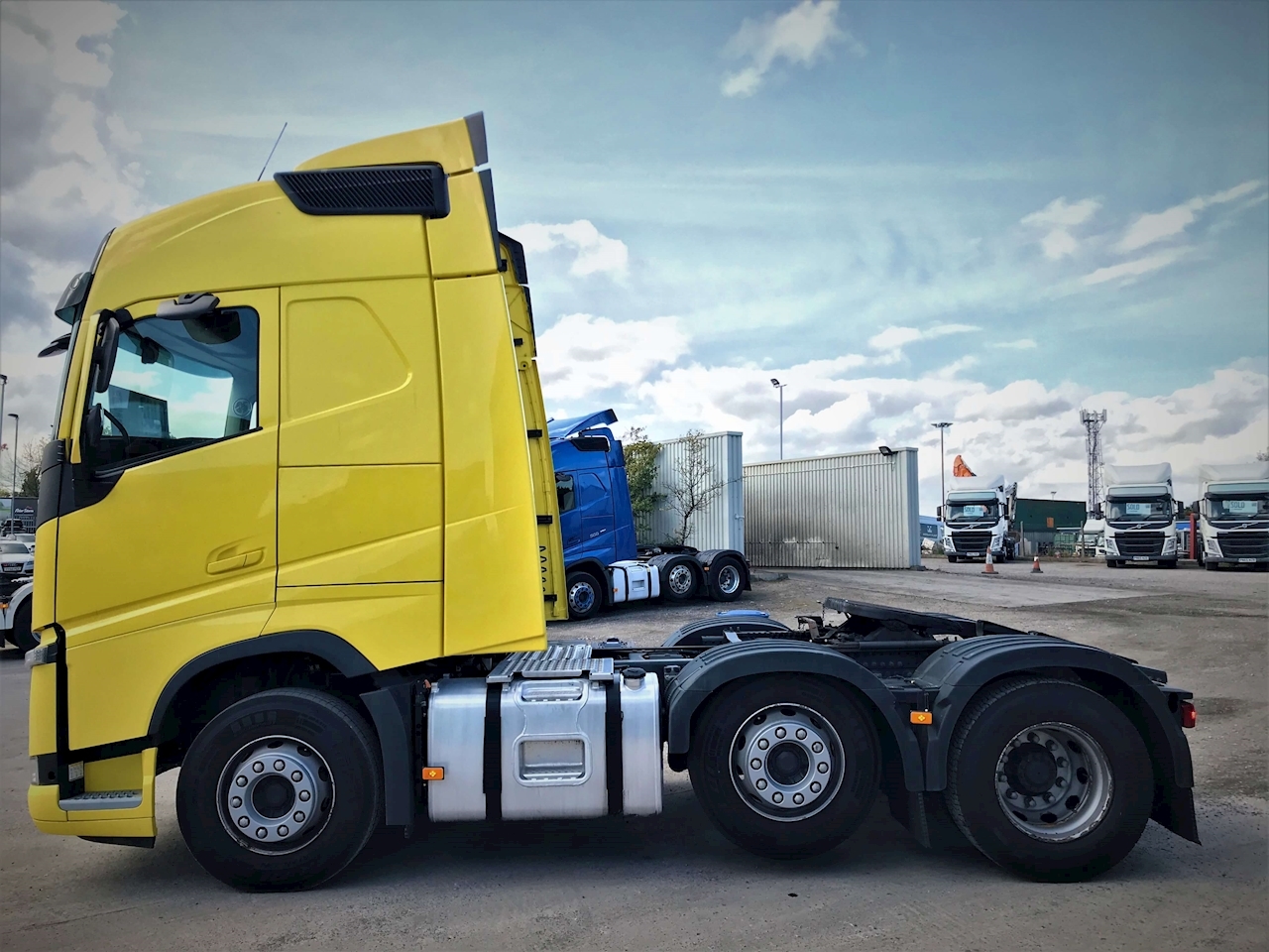 Volvo fh truck 6x2