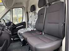 Peugeot Boxer HDI 140ps 435 Professional L4 H2 Xlwb With Sat Nav & Air Con 2.2 5dr Panel Van Manual Diesel
