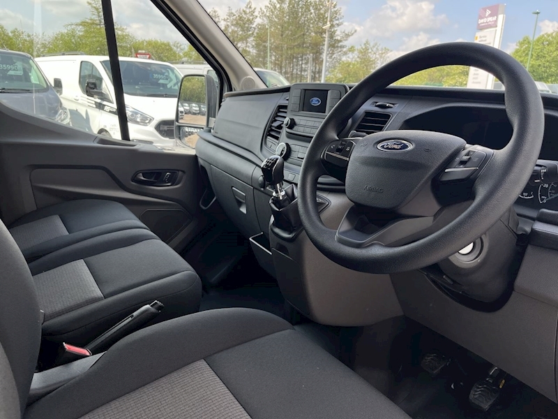 Ford TDCI 130ps 350 Leader Premium 10.5ft Dropside 7 Seat Double/Crew Cab with Air Con & Tow Bar 2.0 4dr Dropside Manual Diesel