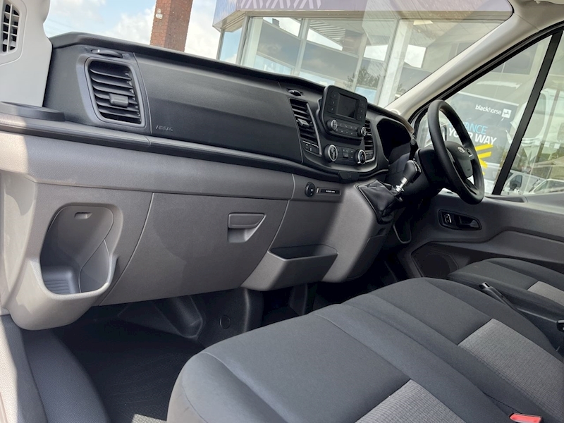 Ford TDCI 130ps 350 Leader Premium 10.5ft Dropside 7 Seat Double/Crew Cab with Air Con & Tow Bar 2.0 4dr Dropside Manual Diesel