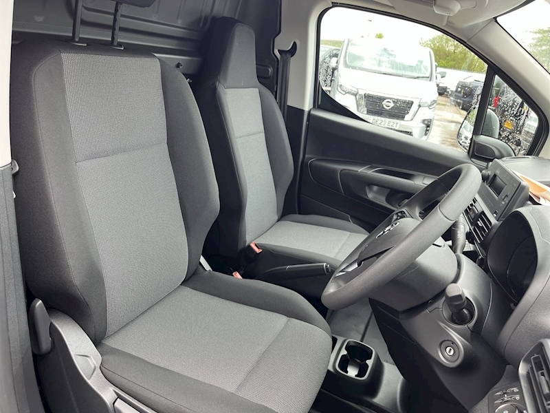 Vauxhall CDTI Turbo D 100ps Dynamic (Prime) L1 2300 with Air Con 1.5 5dr Panel Van Manual Diesel