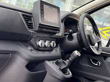 Renault DCI 150ps Sport Plus + L1 SWB With Sat Nav, Rev Cam & Air Con 2.0 5dr Panel Van Manual Diesel