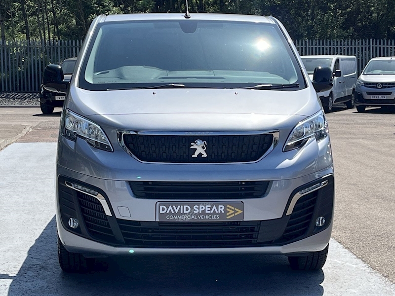Peugeot HDI 145ps Professional Premium M with Sat Nav, Air Con & Delivery Miles 2.0 5dr Panel Van Manual Diesel