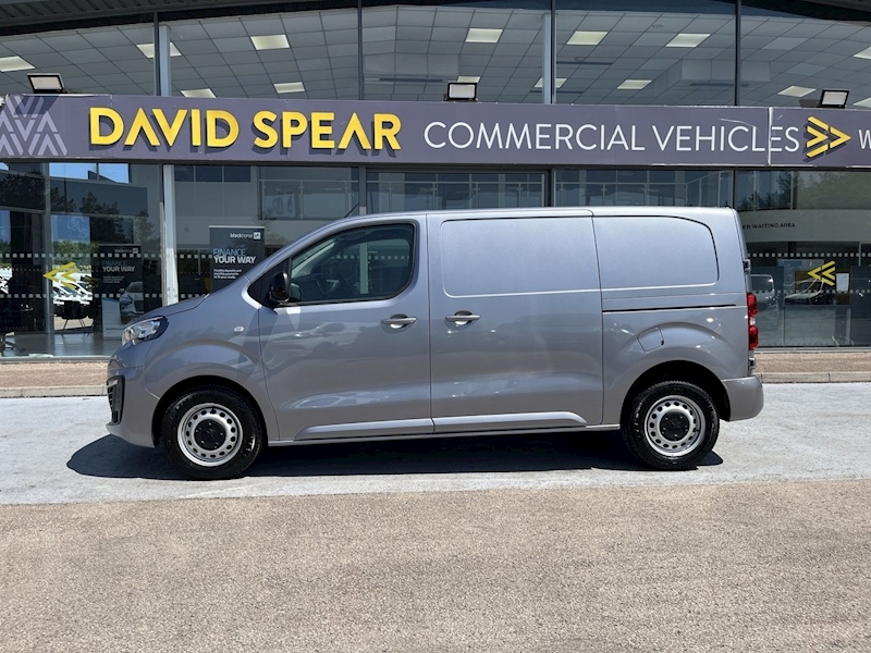 Peugeot HDI 145ps Professional Premium M with Sat Nav, Air Con & Delivery Miles 2.0 5dr Panel Van Manual Diesel