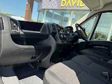 Peugeot HDi 120ps Professional L1 H1 SWB 333 with Air Con & Parking Sensors 2.2 5dr Panel Van Manual Diesel