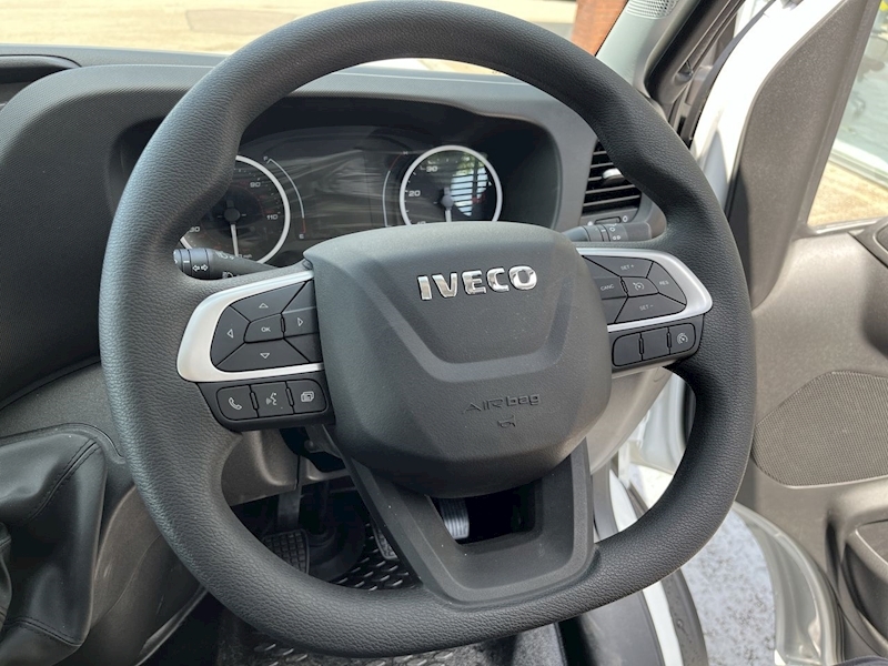 Iveco 35C14 140ps Unregistered Business Tipper with Air Con & Delivery Miles 2.3 2dr Tipper Manual Diesel