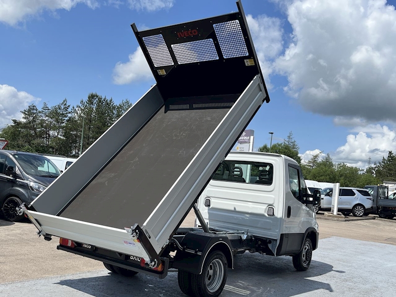 Iveco 35C14 140ps Unregistered Business Tipper with Air Con & Delivery Miles 2.0 2dr Tipper Manual Diesel