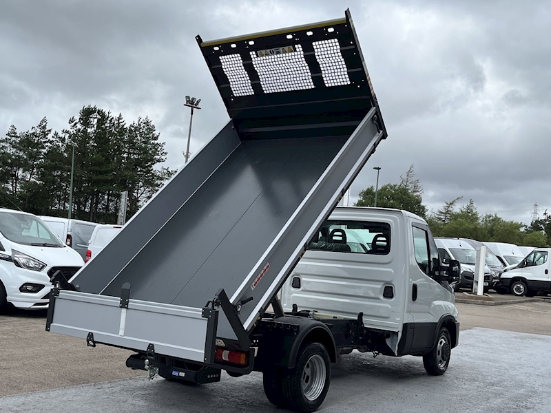 Iveco 35C14 140ps Unregistered Business Tipper With Air Con, Tow Bar & Delivery Miles 2.2 2dr Tipper Manual Diesel