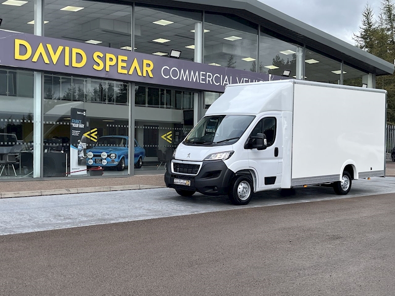 Peugeot Hdi 335 L3 Low Loader 4.5M Luton Body with Air Con, Sat Nav, Barn Doors and Uprated Suspension 2.2 2dr Luton Manual Diesel