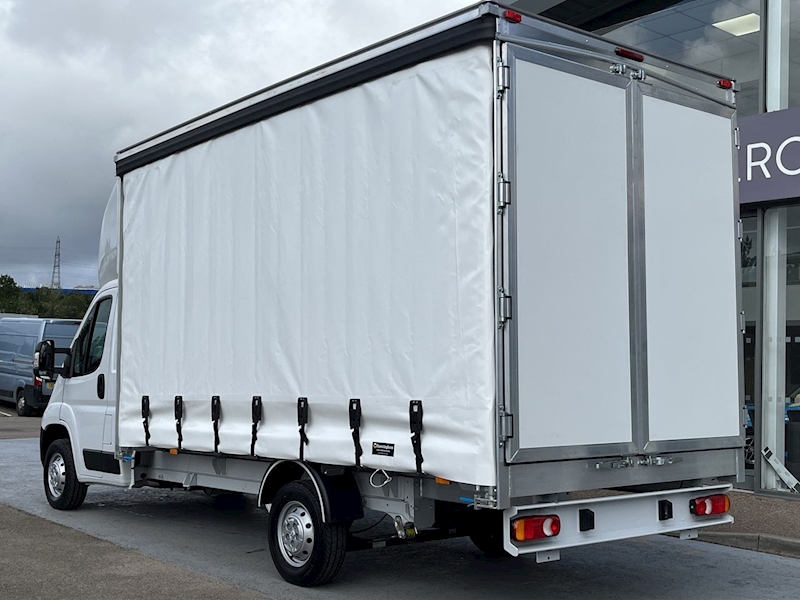 Peugeot HDI 335 140ps Curtainside Body with Air Con & Delivery Miles 2.2 4dr Curtain Side Manual Diesel