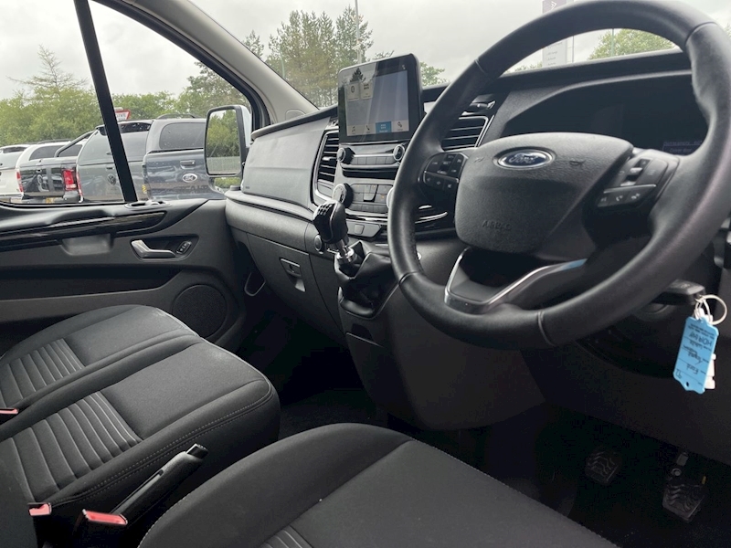 Used 2019 Ford Transit Custom TDCI 130ps Limited Crew Cab DCIV SWB L1 ...