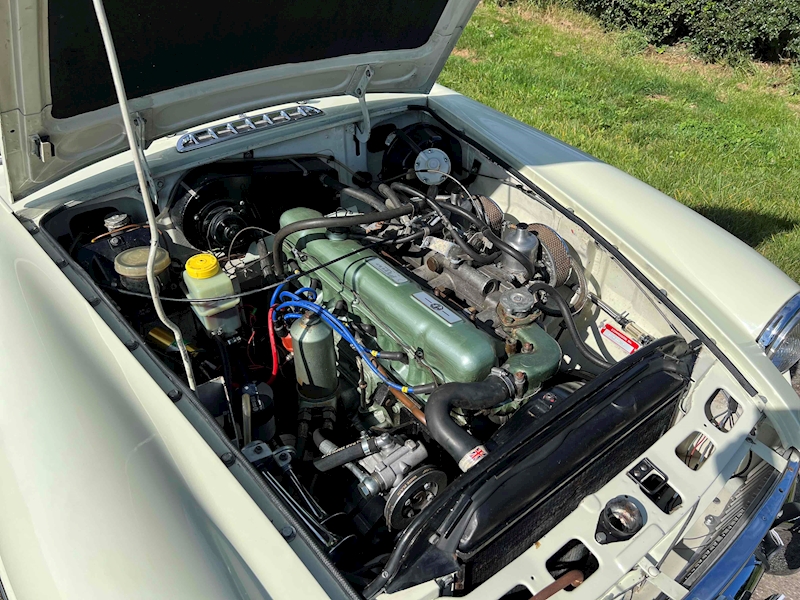 MG GT 3.0 2dr coupe manual petrol
