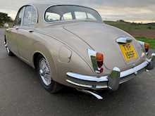 1967/F DAIMLER V8 250