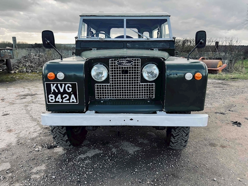Land Rover 88 station wagon 2.25 manual petrol
