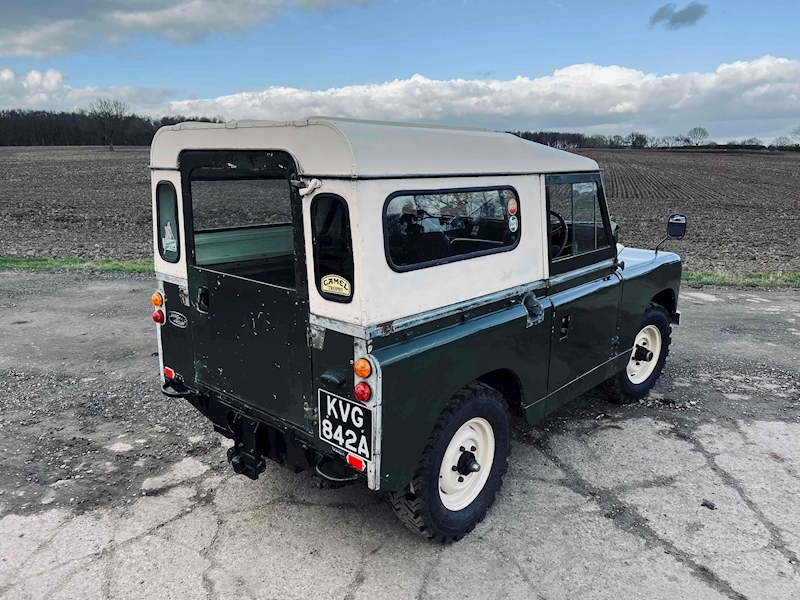 Land Rover 88 station wagon 2.25 manual petrol